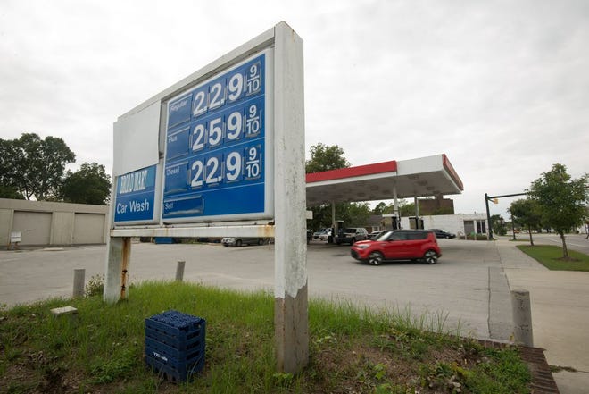 Gas prices soared last week after a gas line leak in Alabama, but prices are expected to drop soon.