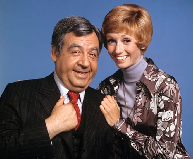 Sandy Duncan with co-star Tom Bosley in "The Sandy Duncan Show."