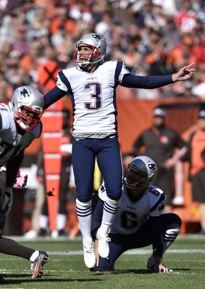 New England Patriots kicker Stephen Gostkowski reacts after missing a field goal against the Cleveland Browns on Oct. 9 in Cleveland. David Richard/THE ASSOCIATED PRESS