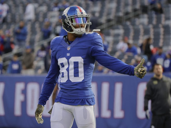 Giants wide receiver Victor Cruz sprained an ankle against the Philadelphia Eagles on Sunday, but says he was told by a doctor that there's a good chance he can play Monday night against the Cincinnati Bengals. Associated Press