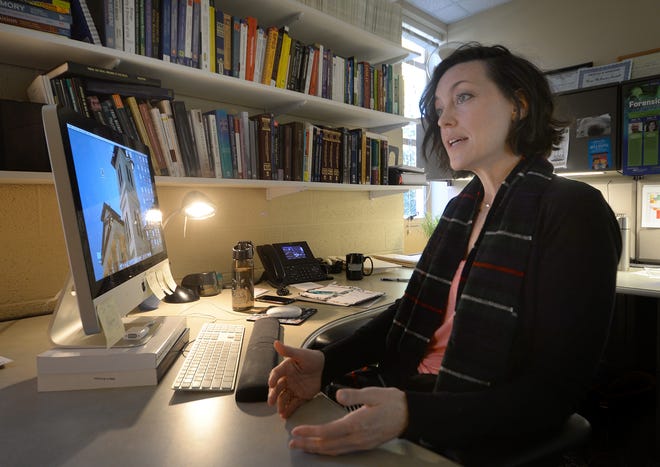 Dawn McQuiston is a Wofford professor of psychology but spends her time away from the classroom consulting on court cases about eyewitness perceptions and memories. ALEX HICKS JR/Spartanburg Herald-Journal