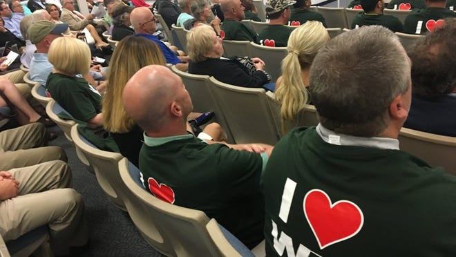 Many supporters of Waste Management spoke in favor of the company at the Nov. 15 Jupiter town council meeting (Photo/Bill DiPaolo)