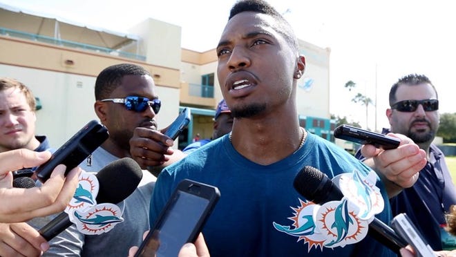 The Miami Dolphins signed cornerback Chris Culliver who is coming off a knee injury. Culliver is on the PUP list at Miami Dolphins training camp in Davie, Florida on August 10, 2016. (Allen Eyestone / The Palm Beach Post)