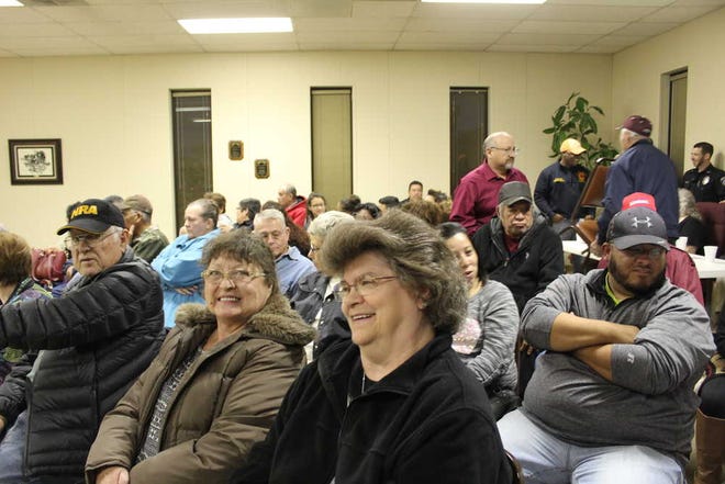 A crowd at Littlefield City Council meeting Tuesday night.