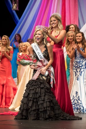 Tuscaloosa native Baylee Smith, 19, was crowned Miss Alabama USA 2017 on Nov 5.