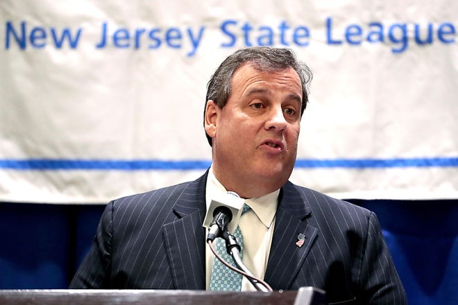 New Jersey Gov. Chris Christie speaks during the New Jersey League of Municipalities annual luncheon, Thursday, Nov. 17, 2016, in Atlantic City, Christie said he has every intention of serving out his full term as governor and doesn't have any reason to believe he won't.