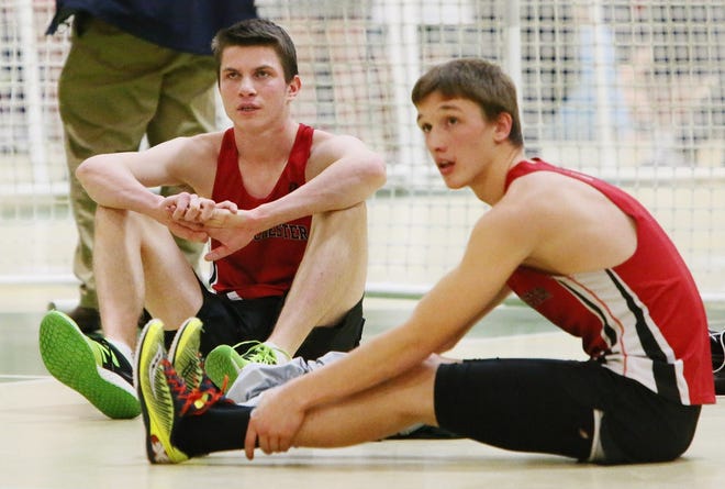 Old Rochester's Danny Renwick, left, and Will Hopkins return as half of the Bulldogs' shuttle hurdle relay team that scored a 32.92 time at Nationals earlier this year. MIKE VALERI/THE STANDARD-TIMES/SCMG