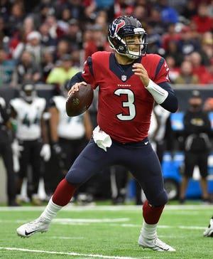Houston Texans quarterback Tom Savage (3) drops back to pass after being brought in to replace Brock Osweiler during the first half of an NFL football game against the Jacksonville Jaguars, Sunday, Dec. 18, 2016, in Houston. (AP Photo/Eric Christian Smith)
