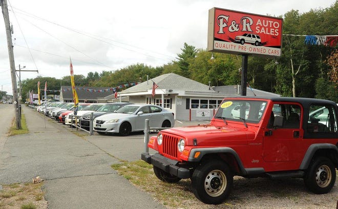 Westport selectmen rejected a license renewal for F&R Auto Wednesday.