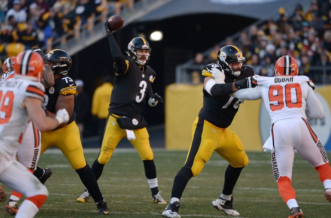 Steelers quarterback Landry Jones (3) throws a pass as Ramon Foster (73) and Alejandro Villanueva (78) hold off defenders during the  Steelers 27-24 win over the Browns on Sunday at Heinz Field in Pittsburgh.