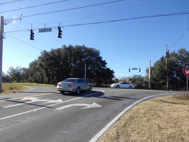 The intersection of Southeast 64th Avenue Road and Maricamp Road is seen Thursday, Jan. 12, 2017, in Ocala, Florida. Photo by Andy Fillmore, Correspondent.