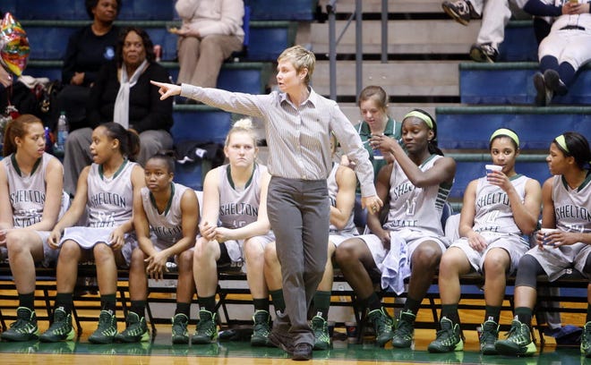 Madonna Thompson collected her 500th career win as the Shelton State women’s basketball head coach on Thursday night.