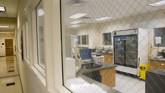 The DNA Lab at the Austin Police Forensics Center on July 16, 2010. Jay Janner/AMERICAN-STATESMAN