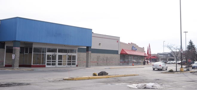 Mount Pocono Plaza on Route 940 is undergoing a revitalization and may be completely leased within a year. [KEITH STEVENSON/POCONO RECORD]