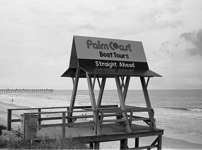 A hula hut advertises tours of the new ITT Community Development Corp. community of Palm Coast. Flagler County caught the attention of ITT in 1969 when 10 subsidiary companies were formed expressly to purchase 68,000 acres from 35 major landowners. Among those owners were ITT Rayonier, Wadsworth Land Company and Lehigh Cement Company. Two years after a welcome center, offices and model homes were constructed in the planned development, ITT Community Development was formed. [FLAGLER COUNTY HISTORICAL SOCIETY]