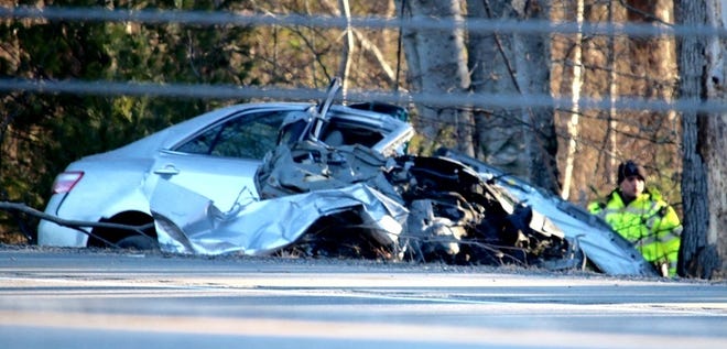 A 50-year-old Wareham man was killed in a single-car crash on Route 140 at around 5:50 a.m. this morning.

Photo/David R. Curran