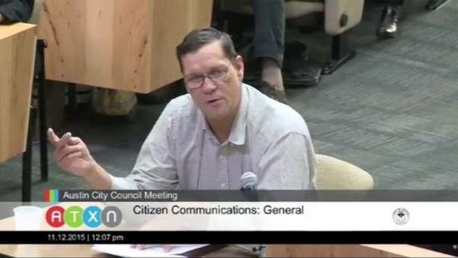 Pat Johnson speaking to Austin City Council members about public and local tow companies contracts at a City Council meeting on Nov. 12,2015. Photo: Austin City Council