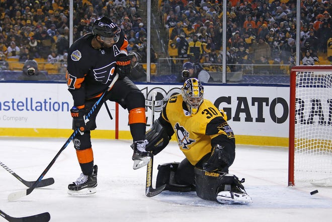 Wayne Simmonds scored his 200th NHL goal in Wednesday night's win over Pittsburgh.