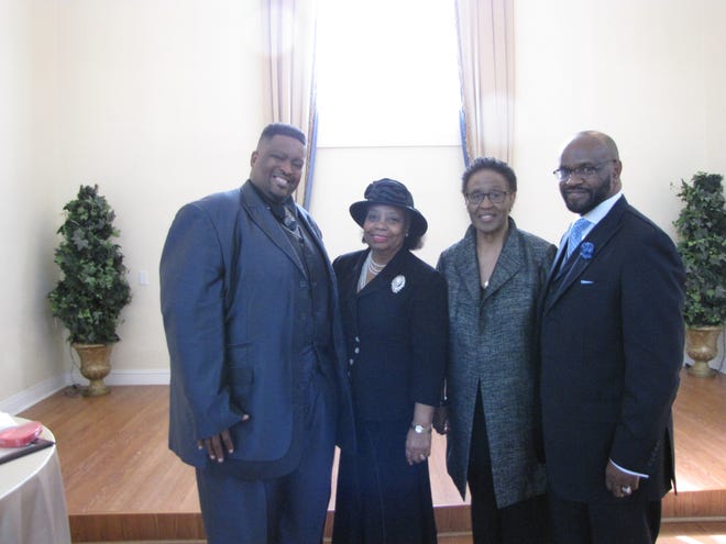 Residents received awards for their contributions to the community. They are, from left, the Rev. Karl Anderson, Dr. Leila Weaver Pratt, Bertha Williams Lee, and the Rev. Karl V. Smith Sr. [Aida Mallard/Special to the Guardian]