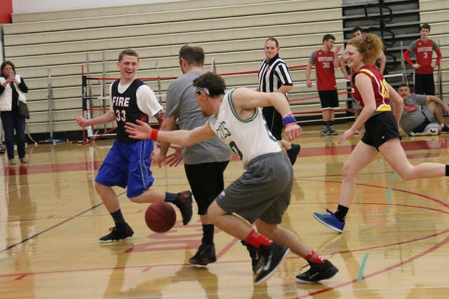 The DC-G Student vs Staff Basketball Game benefits the ALS Association. BAILEY FREESTONE/DALLAS COUNTY NEWS