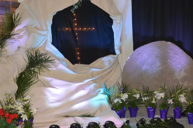 A mock up of the tomb of Jesus at Living Hope Community Church. [Alan Lane/The Daily News]