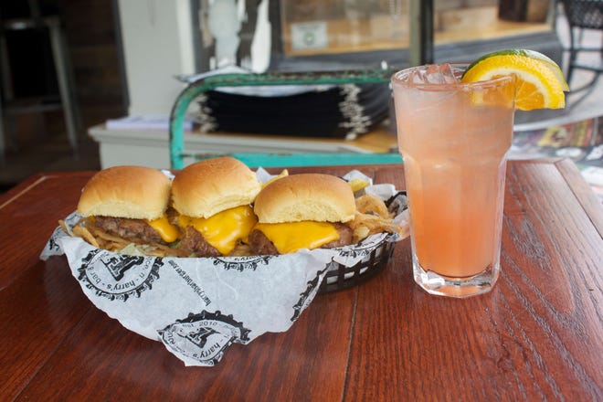 Classic Cheeseburger Sliders with Blood Orange Fizz are on the menu at Harry's Bar and Burger.

[Courtesy photo by Harry's Bar and Burger]