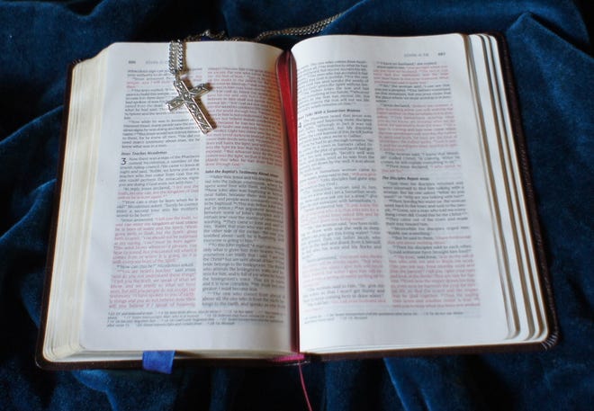 A mother in Mercer County, West Virginia, is suing the public school district contending that her daughter is being bullied by other students for not participating in voluntary and privately funded Bible courses offered at their public schools. (Photo by Amandajm (Own work) [CC BY-SA 3.0 (http://creativecommons.org/licenses/by-sa/3.0)], via Wikimedia Commons)