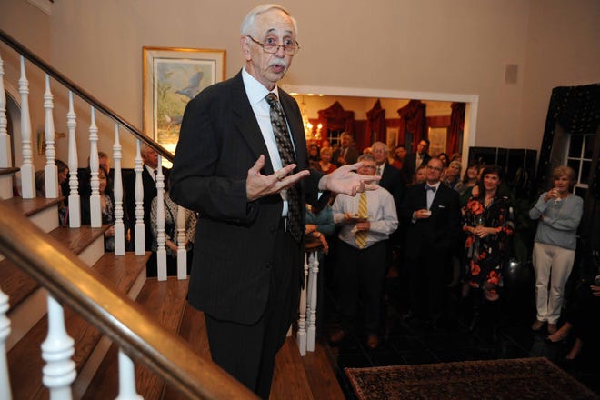 Historian Wayne Flynt talks during 'The Author's Edge, a fundraiser for the Literacy Council of West Alabama, on Oct 28, 2015, in Tuscaloosa. Flynt has a new book, “Mockingbird Songs: My Friendship With Harper Lee,” a collection of the dozens of letters he and the “To Kill A Mockingbird” author wrote to one another between 1992 and shortly before her death in 2016.

[Photo l Daniel Melograna]