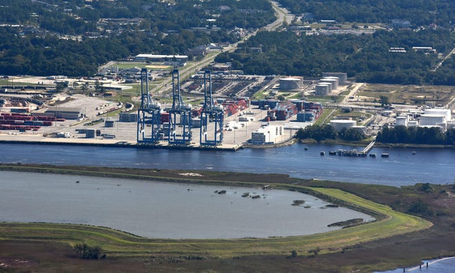 The Army Corps of Engineers is set to enlarge Eagles Island disposal area for spoil dredged from the Cape Fear River. The plan is to raise the outer berms by 8 feet to make them 50 feet above sea level. [Ken Blevins/StarNews]