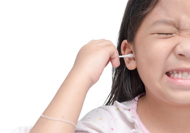 Cotton swabs are not to be used to clean kids’ ears. (Bigstock)