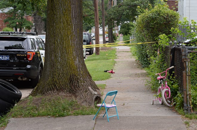 Erie police are investigating an early-morning shooting Thursday that left one victim dead outside of 1343 E. 20th St. [GREG WOHLFORD/ERIE TIMES-NEWS]