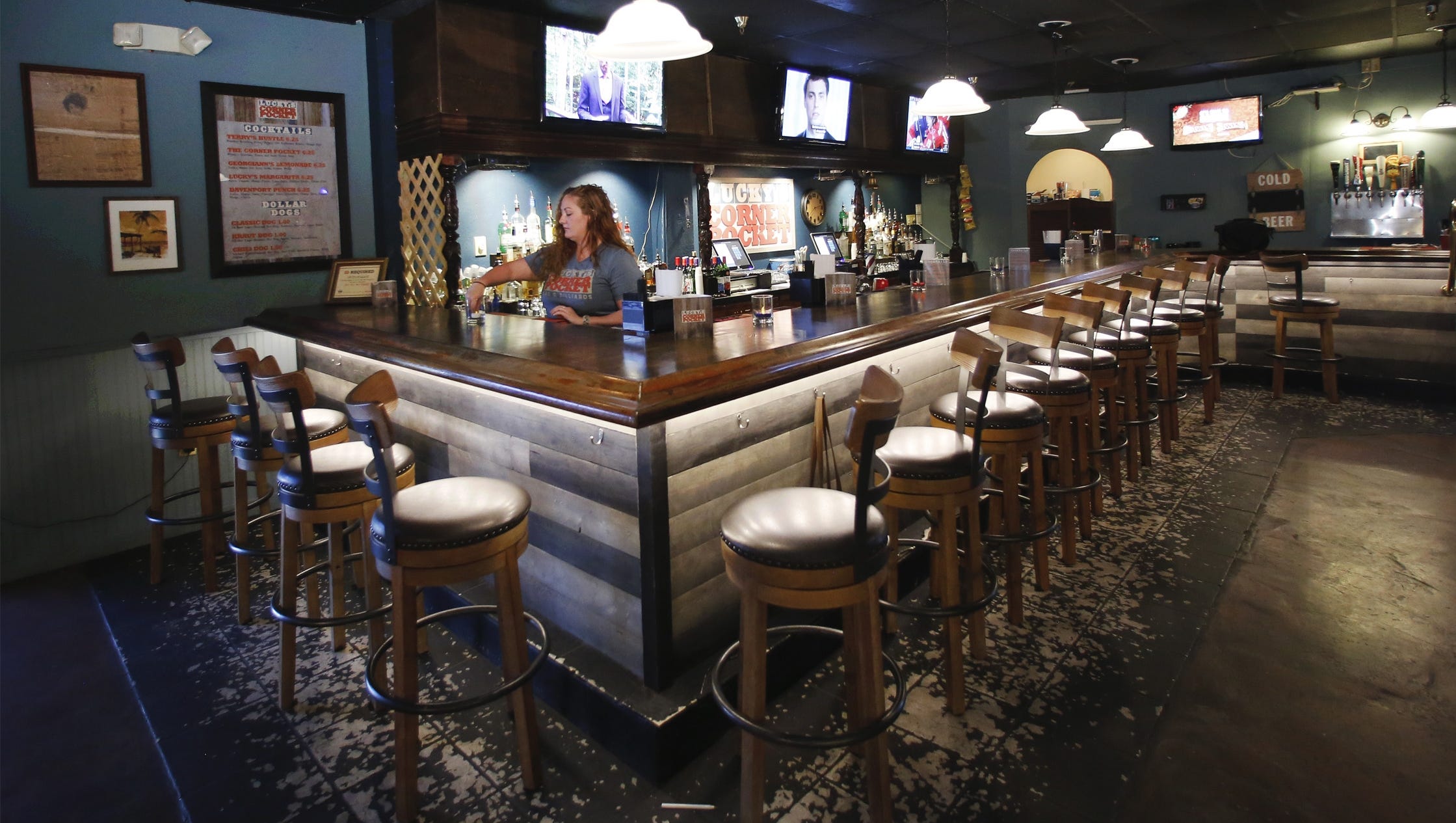 Davenport Bar Thrown A Lifeline, Bar Stools Unlimited Altamonte Springs Fl