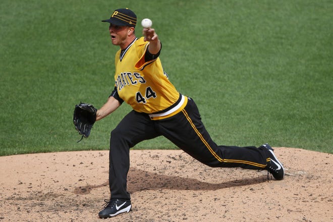 Pirates relief pitcher Tony Watson, shown in a game against the Yankees.