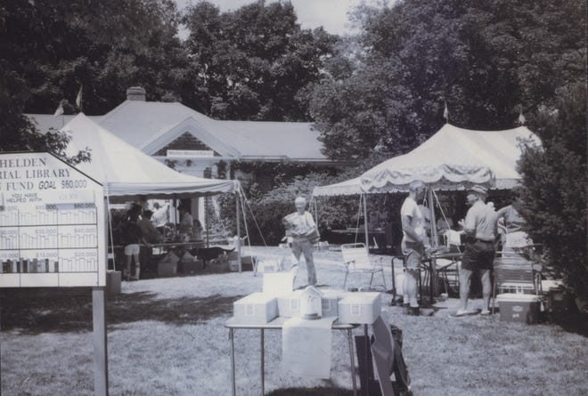 Whelden Memorial Library in West Barnstable holds its fundraising field day event in August 1987. [BARNSTABLE PATRIOT FILES/W.B. NICKERSON CAPE COD HISTORY ARCHIVES]