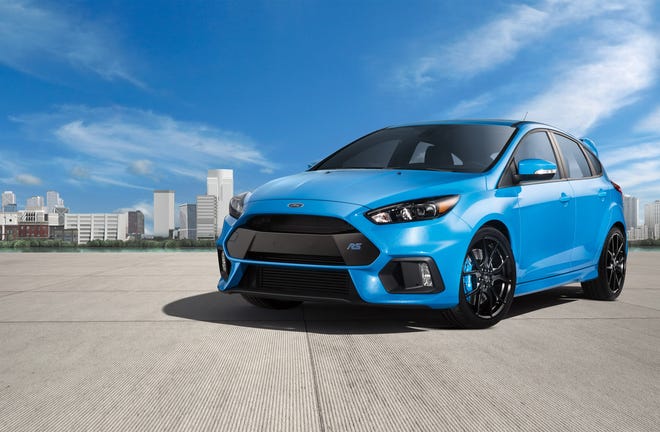 The 2017 Ford Focus RS is fitted with a manual transmission and a 2.3-liter Ecoboost engine that makes a shuddering 350 horsepower and 350 pound-feet of torque. [FORD / TNS]