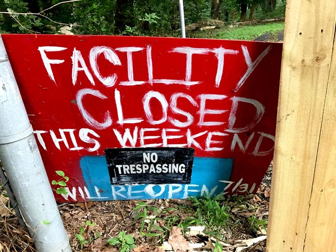 A "facility closed" sign now sits at the entrance to the Cherokee Day Camp in Bensalem, which was purchased by Monument Bank in a sheriff's sale Friday.
