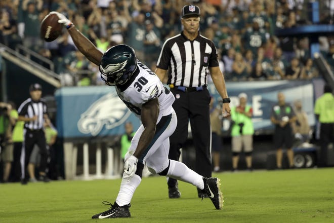 (fFile) Philadelphia Eagles' Corey Clement and Donnel Pumphrey were both retained by the team, as they opted to keep five running backs on their 53-man roster.
