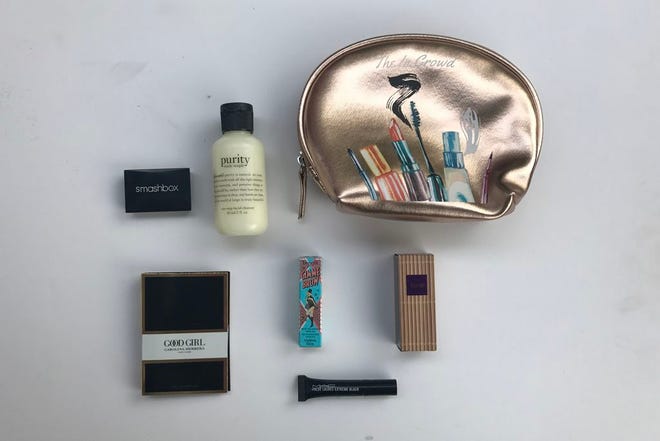 Items in the August 2017 Macy's Beauty Box