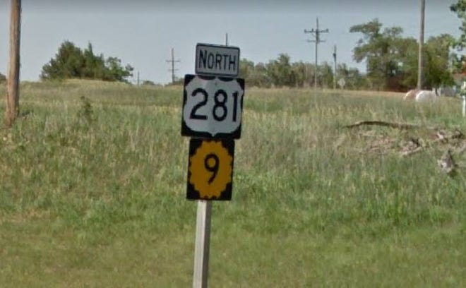 A fatality crash was reported to have occurred between 2 and 4 a.m. Sunday on US-281 highway in Smith County. (Google Maps)