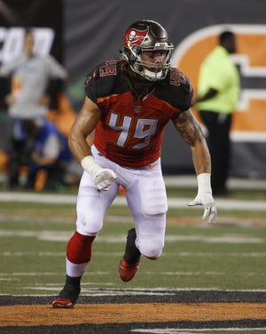Tampa Bay Buccaneers linebacker Riley Bullough reads a play in the second half in a preseason game against the Cincinnati Bengals. [FRANK VICTORES/THE ASSOCIATED PRESS]