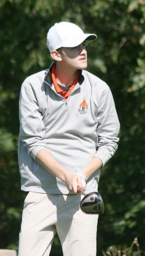 Kewanee's Sully Smith watches one of his drives during the Boiler Invite Saturday.