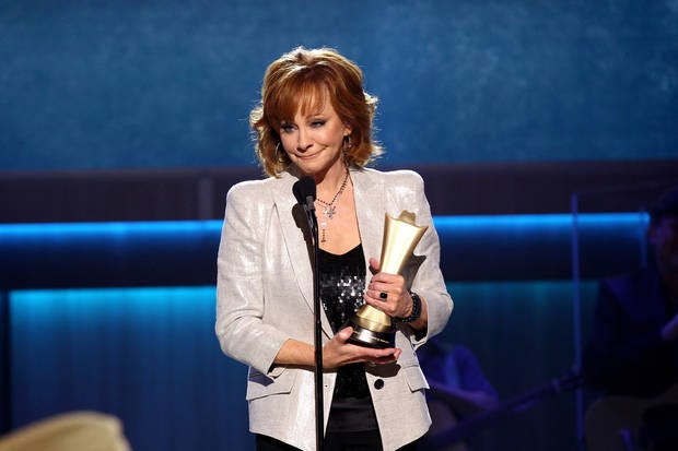 Oklahoma native Reba McEntire accepts the Mae Boren Axton Service Award at the 2017 ACM Honors. Photo provided by Getty Images for ACM