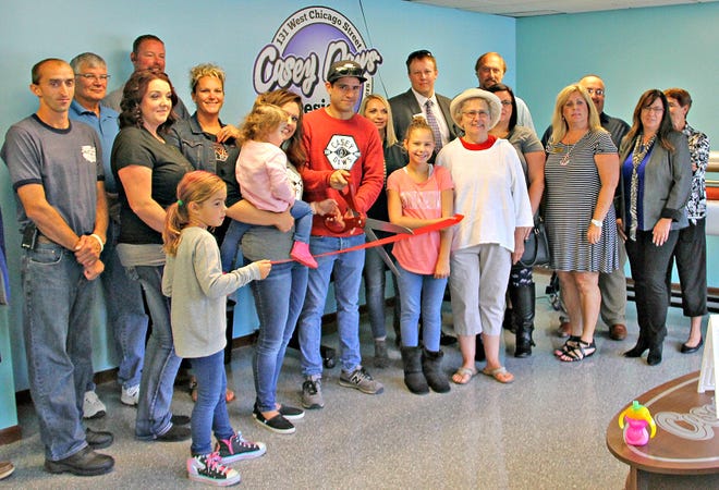 The Quincy Chamber of Commerce recently held a ribbon cutting ceremony at the new business of Casey Daws Design, LLC. A number of friends, family and local business owners attended the event to show their support. Karri Gruner Photo