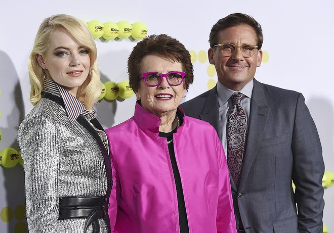 In this Sept. 16 file photo, Emma Stone, from left, tennis great Billie Jean King and Steve Carell arrive at the Los Angeles premiere of “Battle of the Sexes” in Los Angeles. Stone portrays King in the film. [JORDAN STRAUSS/INVISION/ASSOCIATED PRESS]