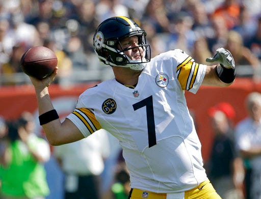 Pittsburgh Steelers quarterback Ben Roethlisberger (7) throws during the first half of an NFL football game against the Chicago Bears, Sunday, Sept. 24, 2017, in Chicago. (AP Photo/Nam Y. Huh)