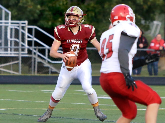 Star Portsmouth quarterback Cody Graham missed last year's 21-14 upset win over Exeter with a knee injury. Tonight, he just might be the X-factor in their Division I rematch at Tom Daubney Field.
[Ioanna Raptis/Seacoastonline]