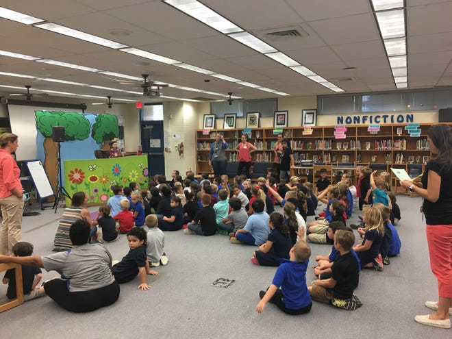 On Oct. 3 Michelee Puppets visited Edgewater Public School’s kindergarten through second grade students to perform a bullying show.  The puppets modeled what bullying is and how to handle those situations.  Students were able to ask follow up questions about bullying.  [Photo provided]
