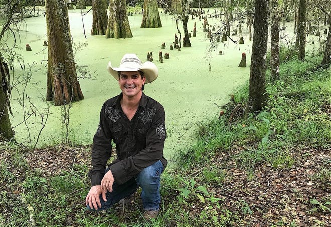 St. Amant artist Trent Bourgeois is back in his element, making music in Louisiana.