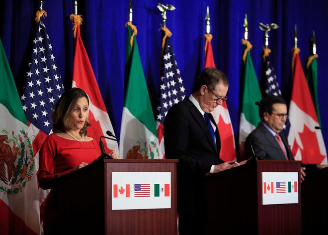 From left, Canadian Minister of Foreign Affairs Chrystia Freeland with United States Trade Representative Robert Lighthizer and Mexico's Secretary of Economy Ildefonso Guajardo Villarreal speaks during the conclusion of the fourth round of negotiations for a new North American Free Trade Agreement (NAFTA) in Washington, Tuesday, Oct. 17, 2017.