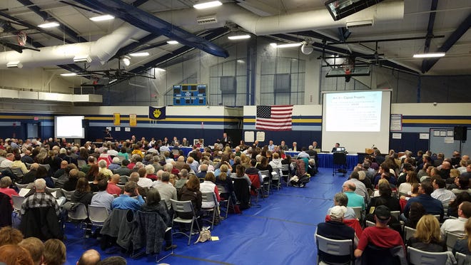 Littleton's 2017 special Town Meeting will be held on Oct. 30 at 7 p.m. in the Littleton Middle School gymnasium. 

[Wicked Local File Photo]